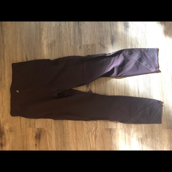 Strength & Sweat Crop *23" - Picture 6 of 8